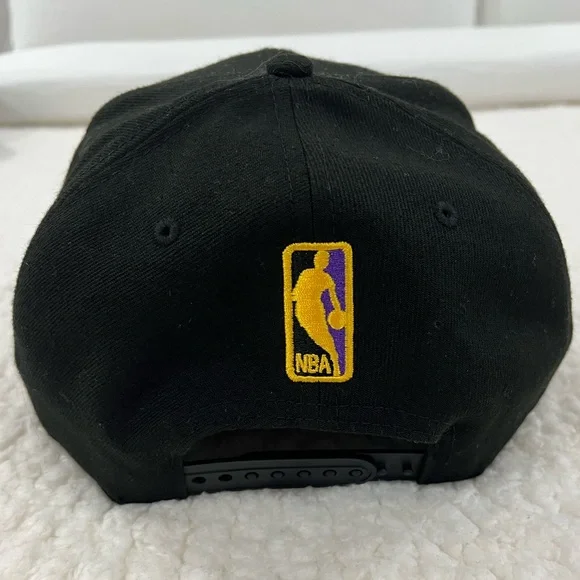 Los Angeles Lakers New Era Snapback - Picture 3 of 5